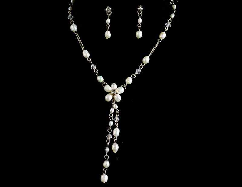 DRESS Brautkleider & Brautaccessoires Anita Eble