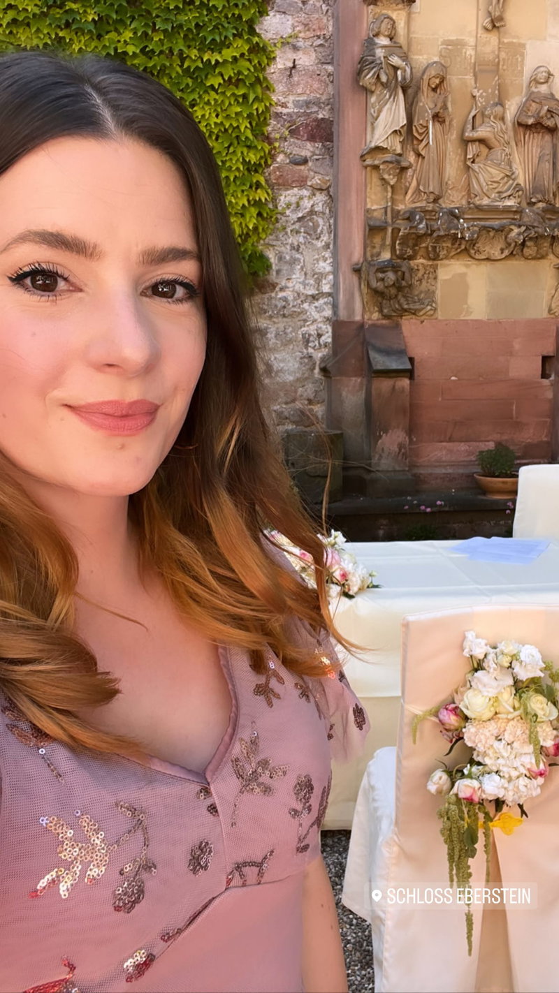 Hochzeitssängerin & Herzpoetin