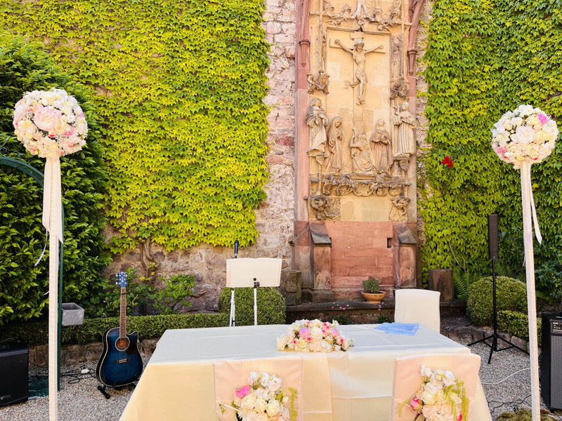 Hochzeitssängerin & Herzpoetin