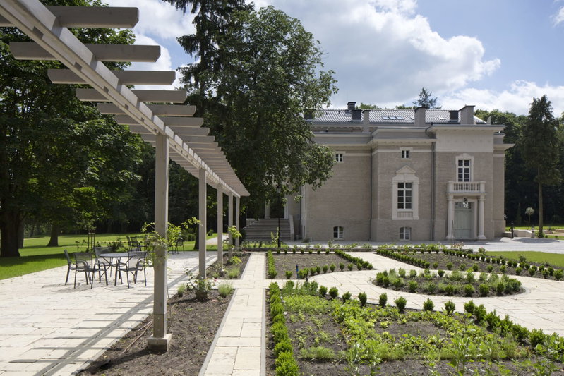 Schloss Manowce