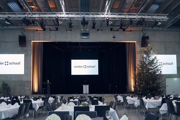 Saal_Weihnachtsfeier