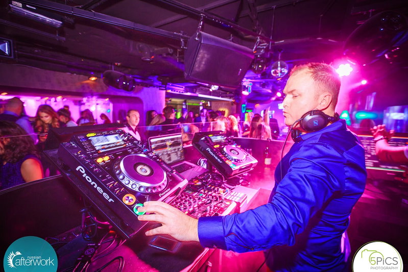 DJ PLAYANDY