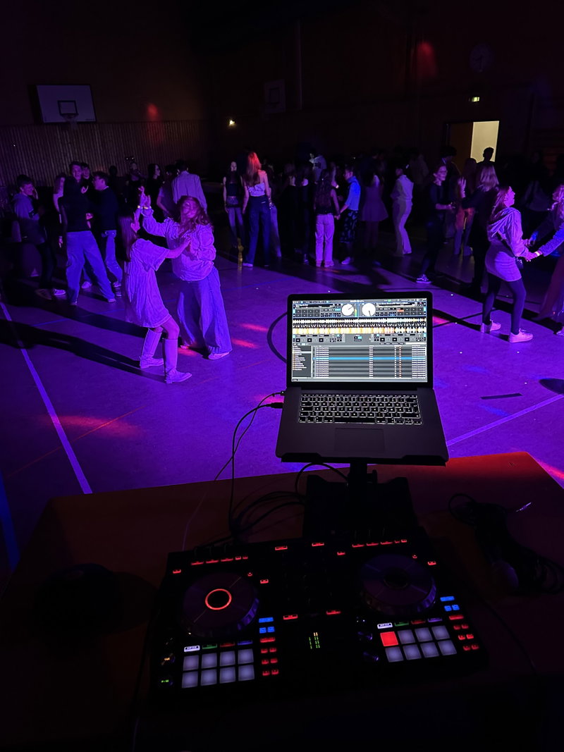 DJ DeMar