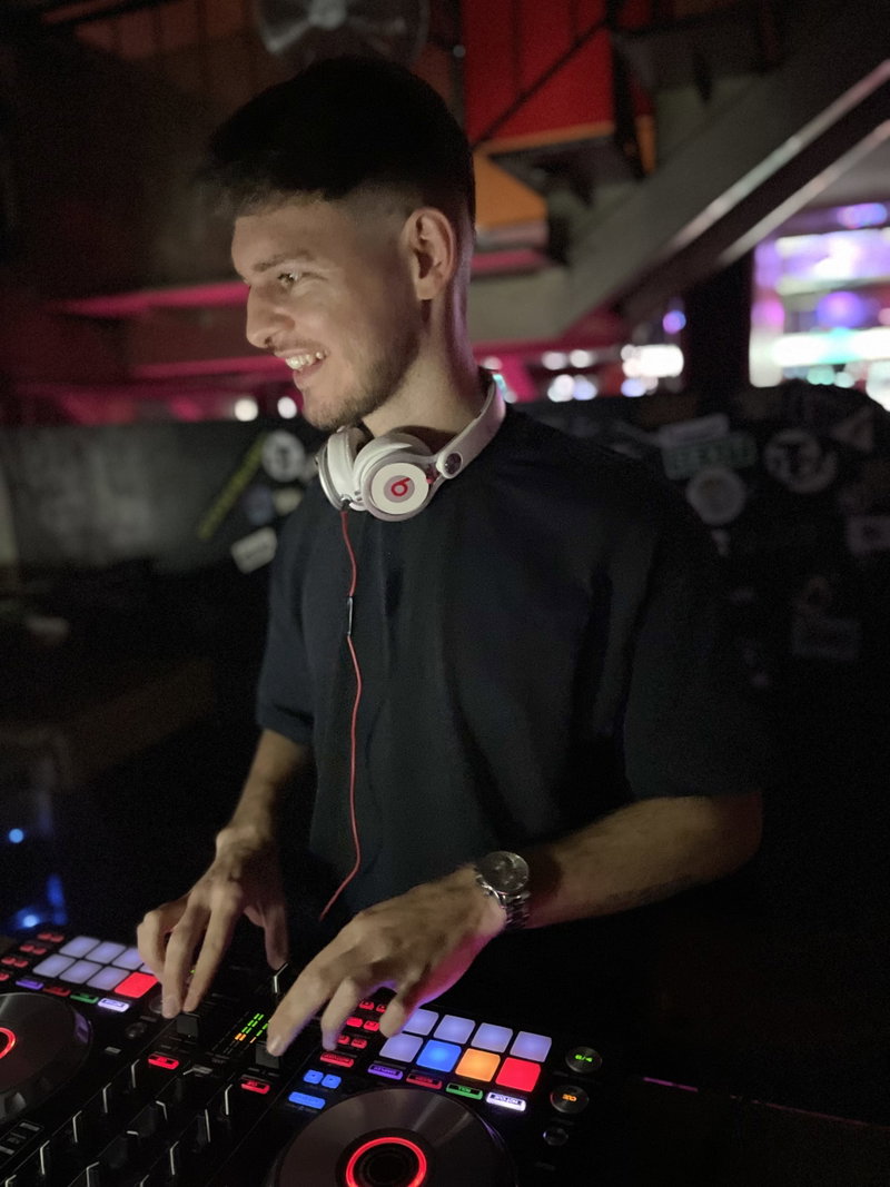 DJ DeMar