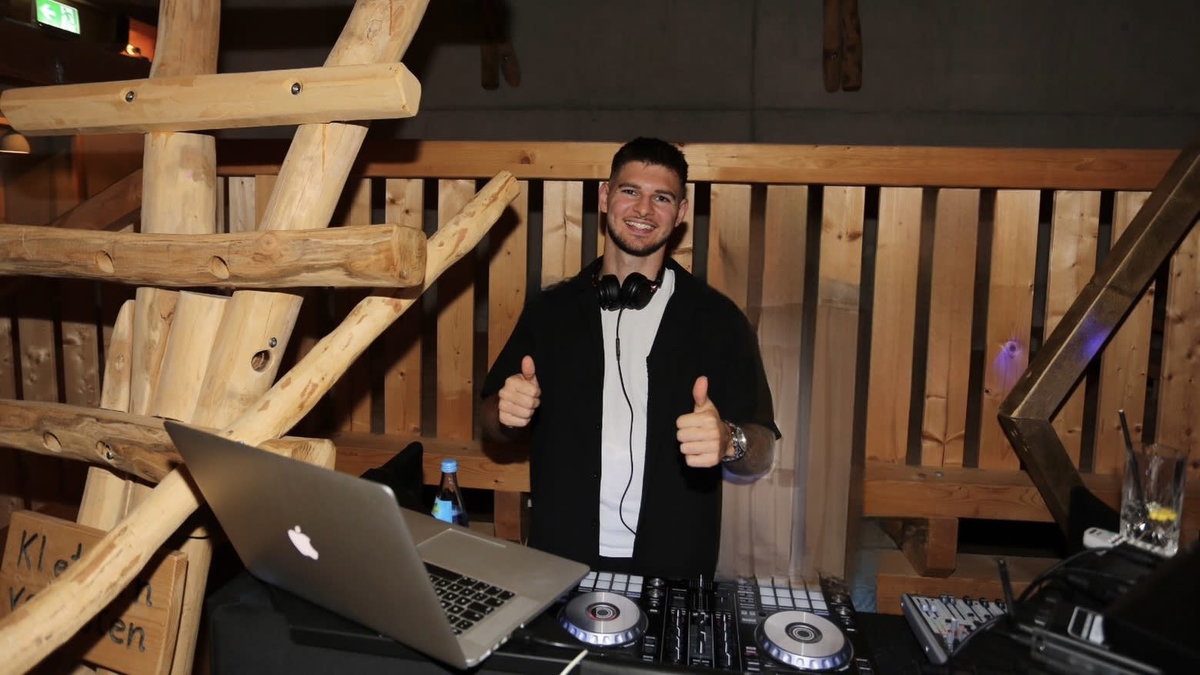DJ DeMar