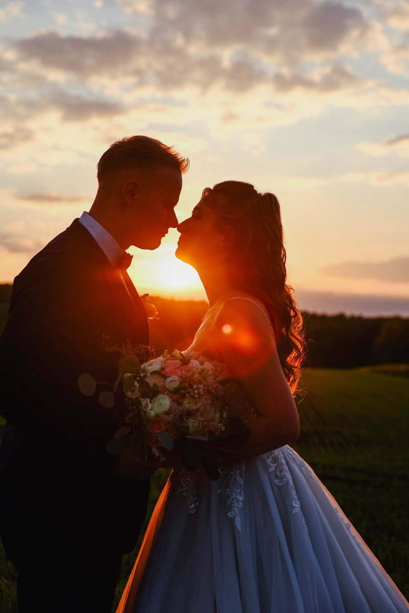 DIWIWI PHOTOGRAPHY * FOTO & VIDEO* Hochzeit schon ab ca. 999 € / Standesamt schon ab ca. 300€