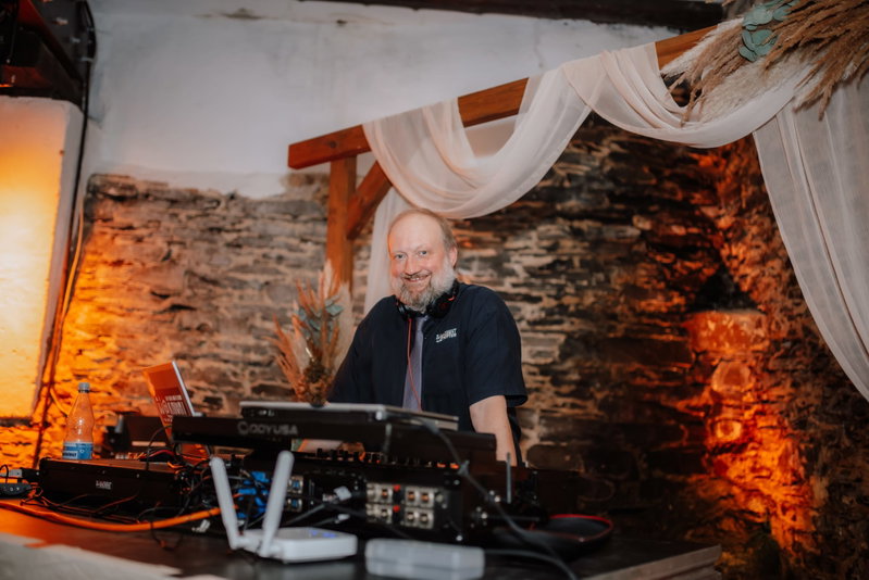 DJ@Knight - Alex Ritter