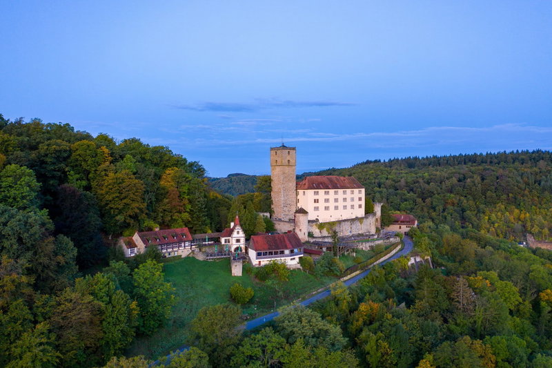 Annie Finefood Burg Guttenberg