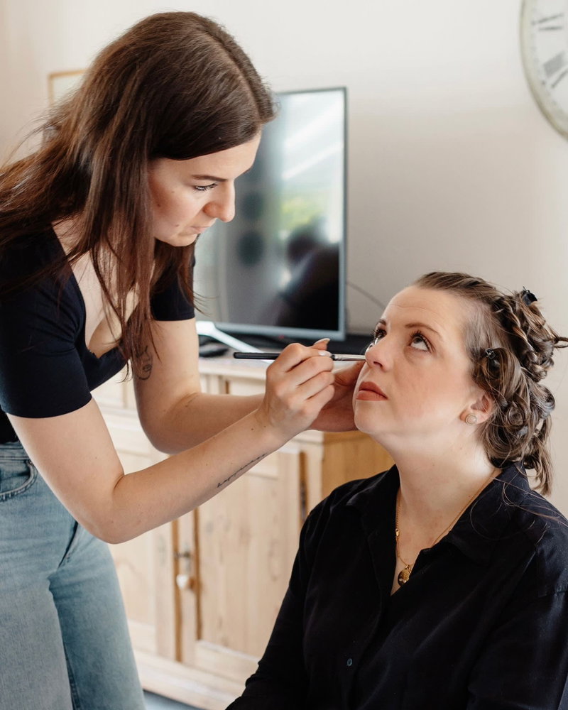 Jennifer Weber Make Up Artist