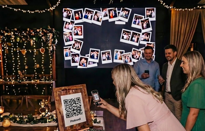 Photowall.live